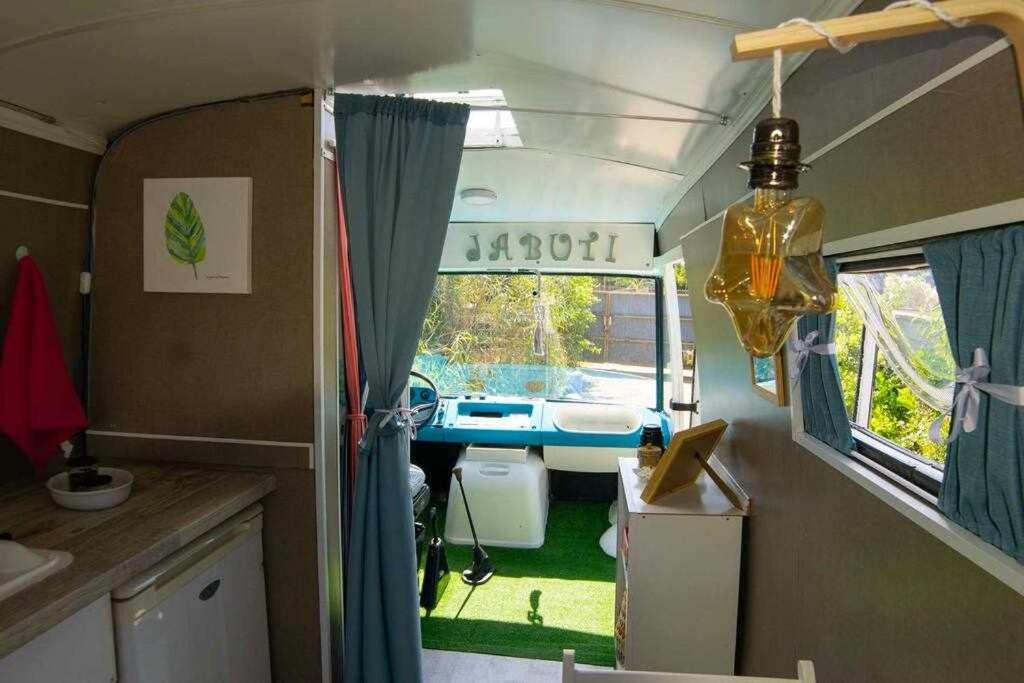 Jabuti Autocaravana Con Porche Y Aparcamiento Cadiz Luaran gambar