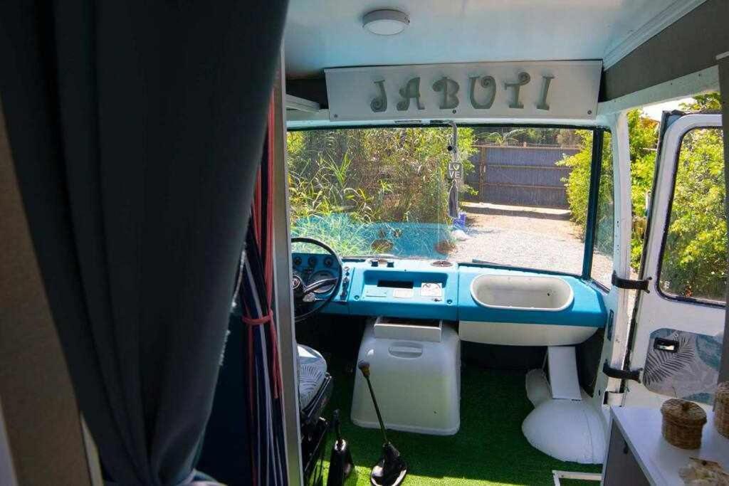 Jabuti Autocaravana Con Porche Y Aparcamiento Cadiz Luaran gambar